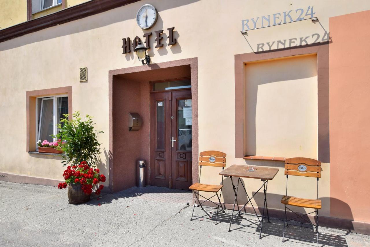 Gasthof Stary Ratusz Kostomloty